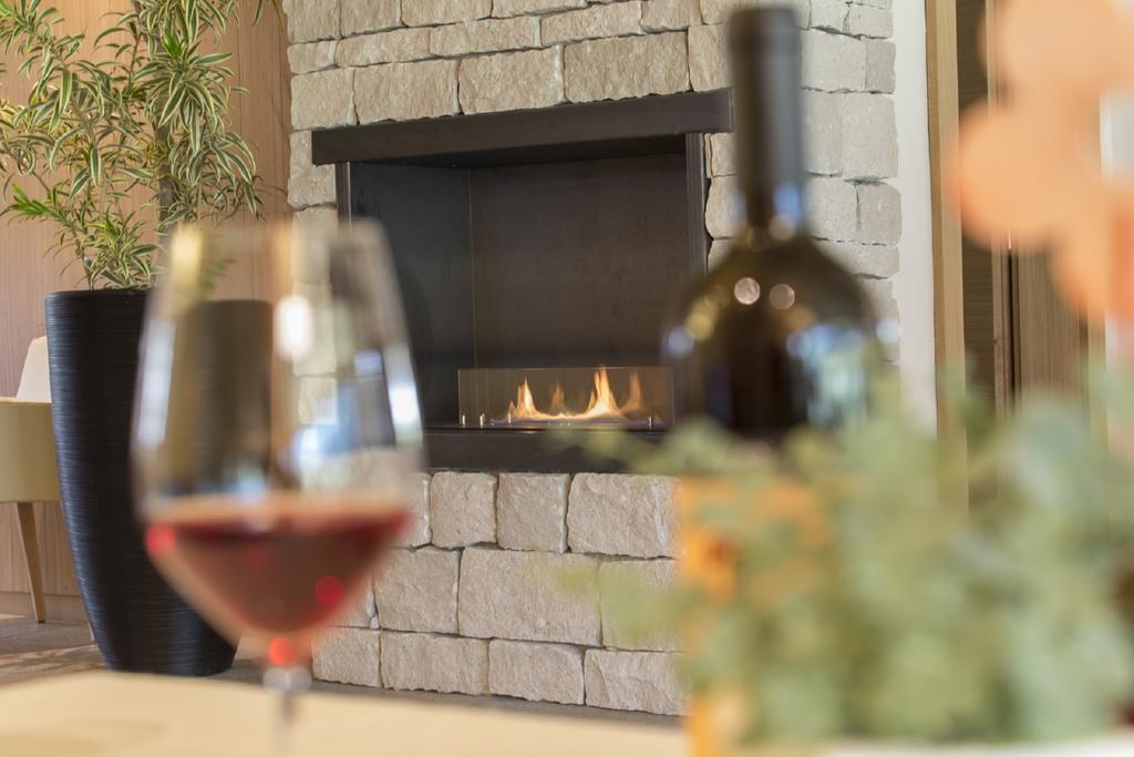 Hotel Schoenblick Sexten Екстериор снимка