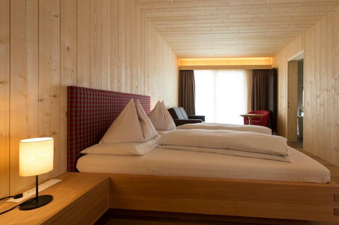 Hotel Schoenblick Sexten Екстериор снимка