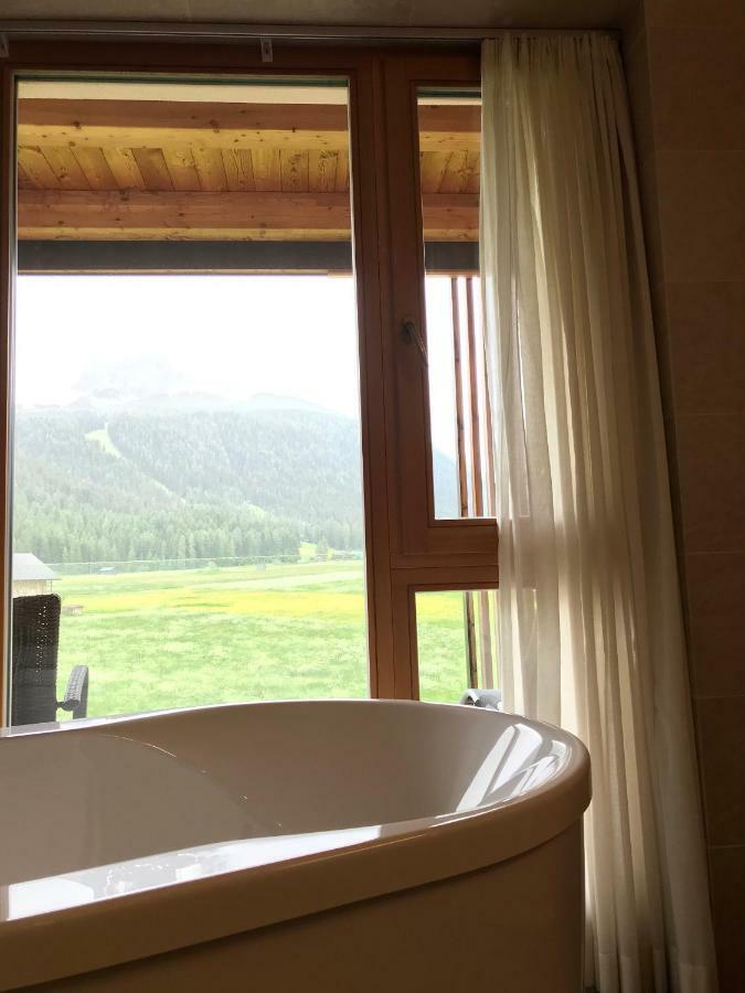 Hotel Schoenblick Sexten Екстериор снимка
